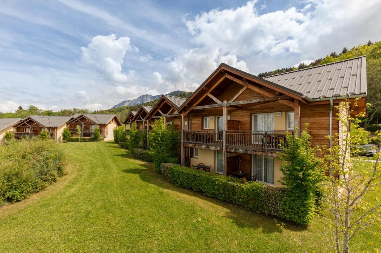 Garden & City Evian - Лугрин Экстерьер фото